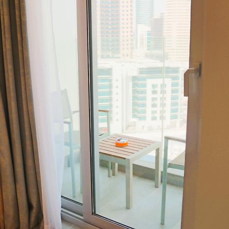 Casa Royale Vacation Home - Dubai Marina Bagian luar foto