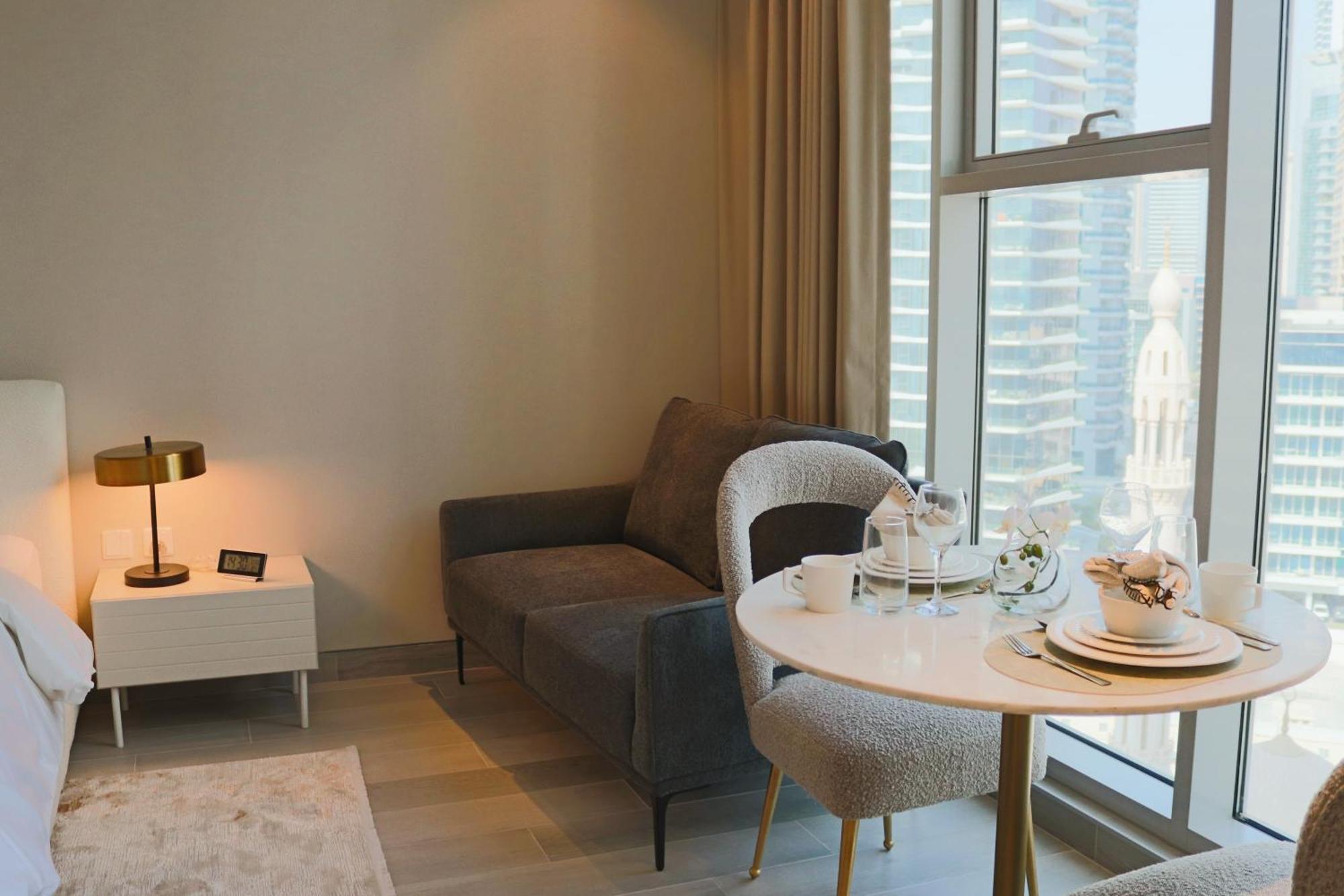 Casa Royale Vacation Home - Dubai Marina Bagian luar foto
