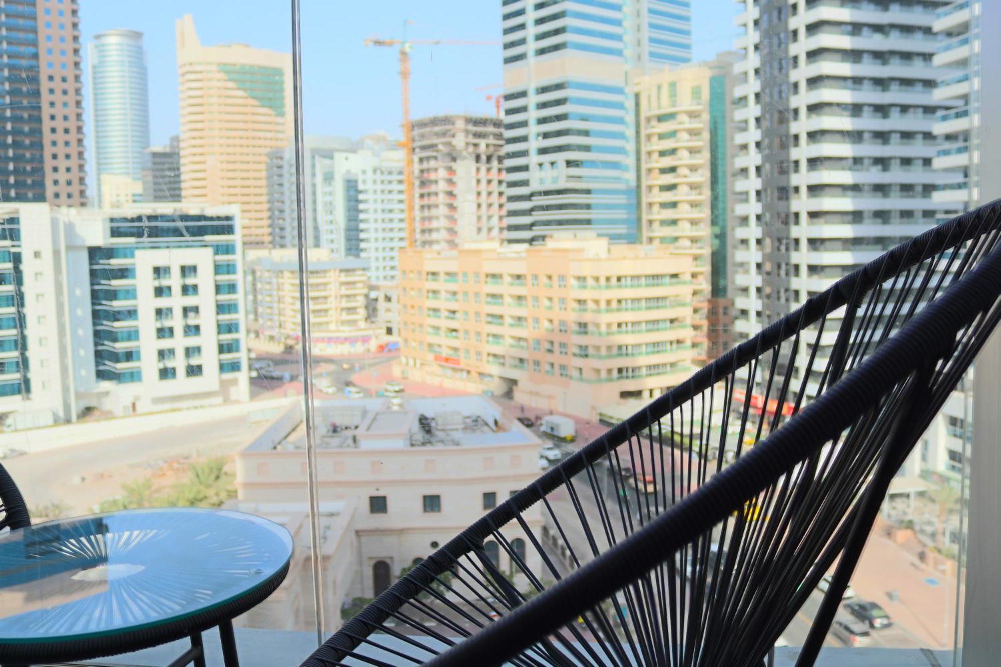 Casa Royale Vacation Home - Dubai Marina Bagian luar foto