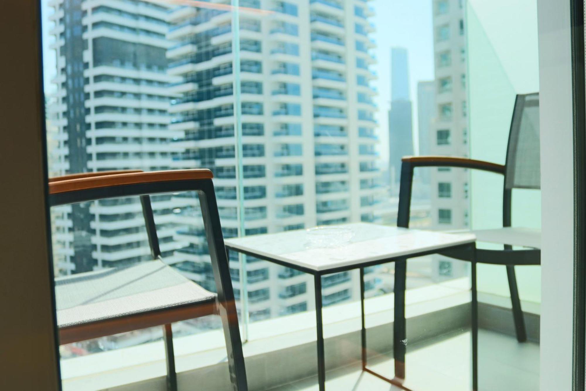 Casa Royale Vacation Home - Dubai Marina Bagian luar foto