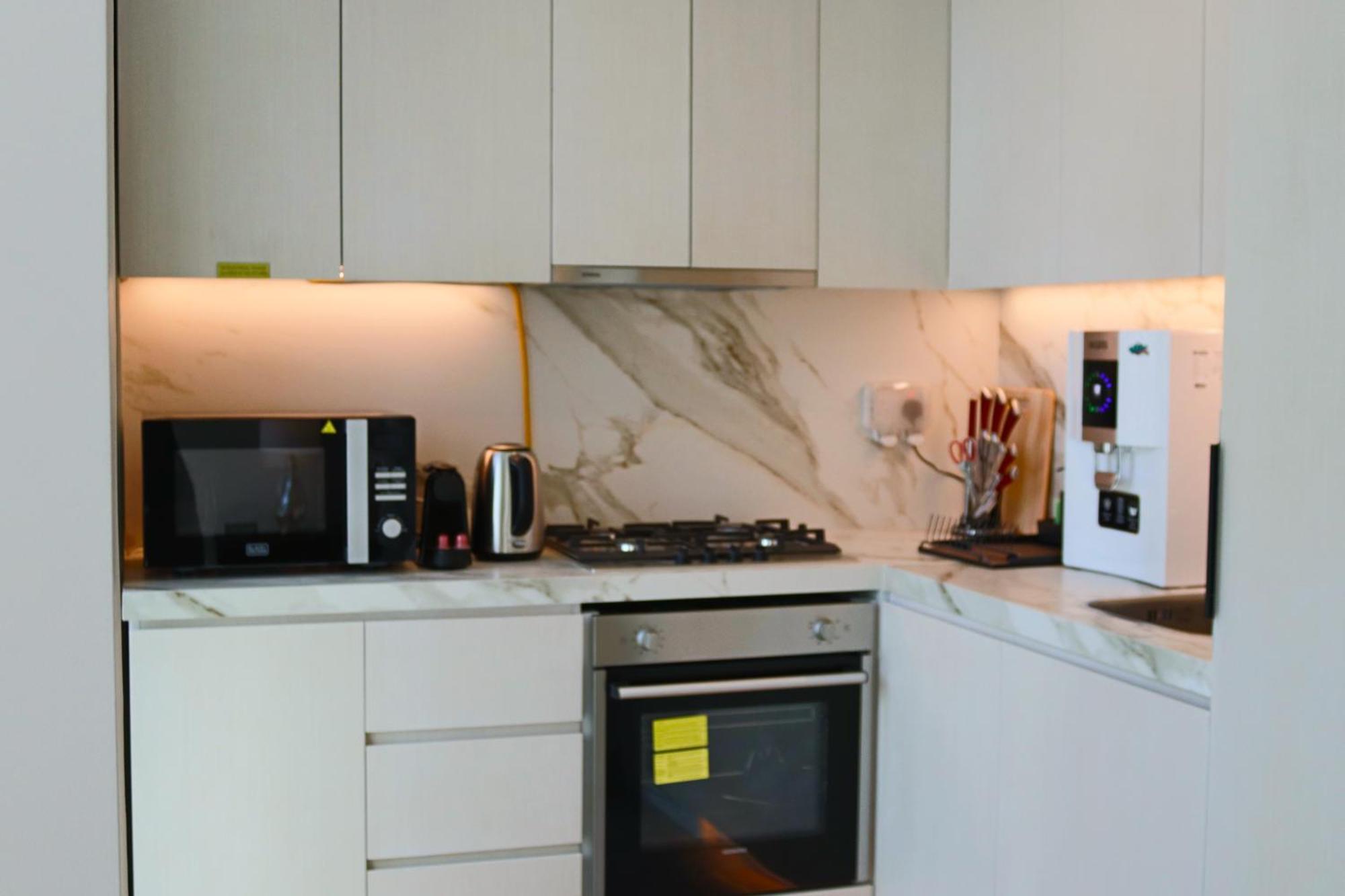 Casa Royale Vacation Home - Dubai Marina Bagian luar foto