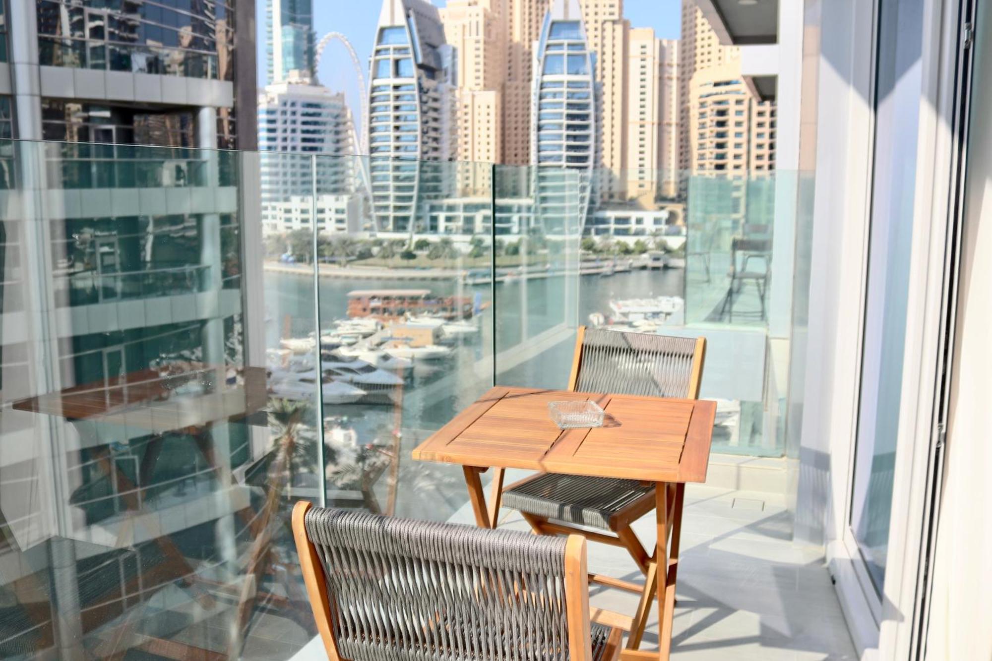 Casa Royale Vacation Home - Dubai Marina Bagian luar foto