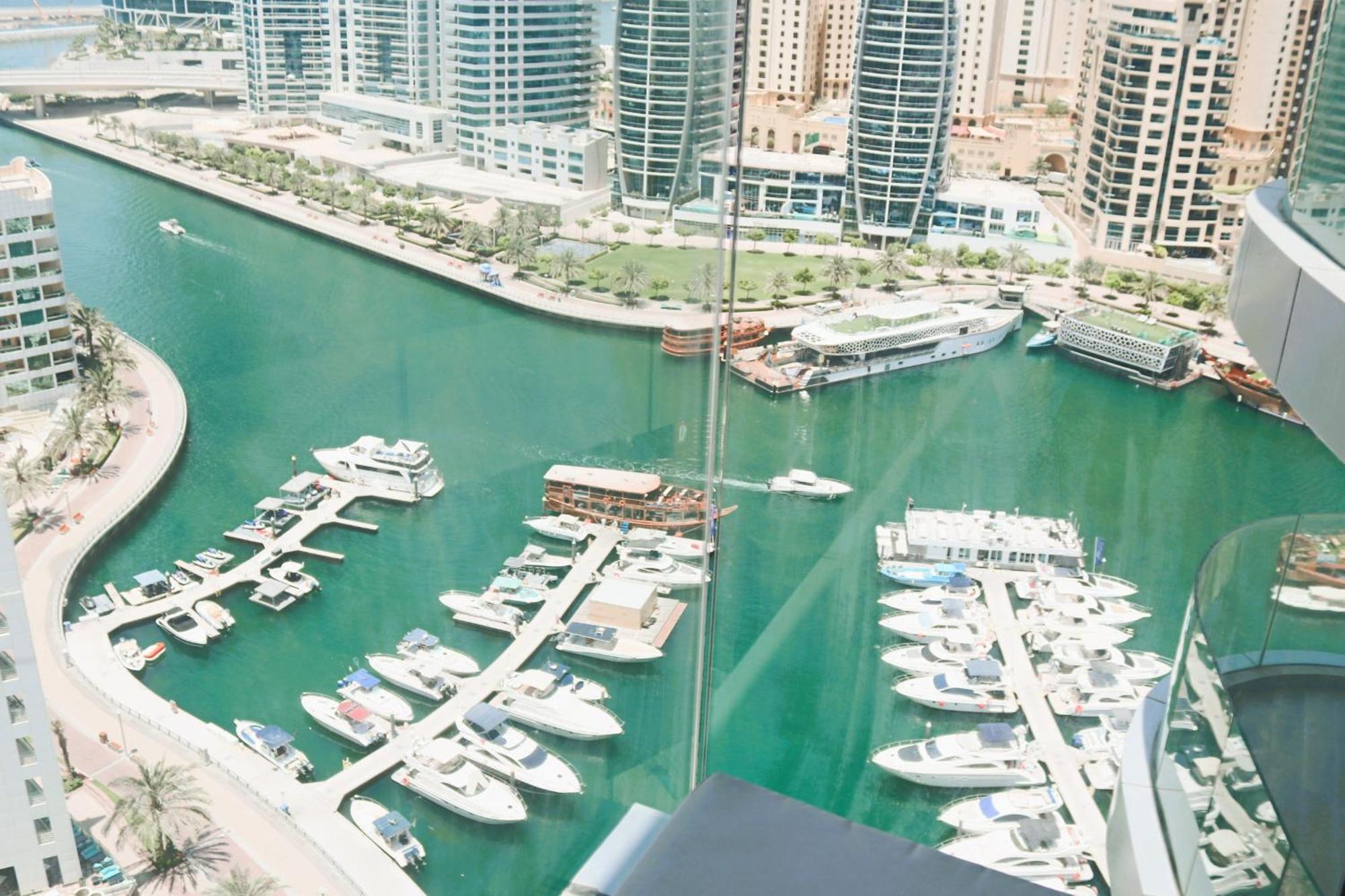 Casa Royale Vacation Home - Dubai Marina Bagian luar foto